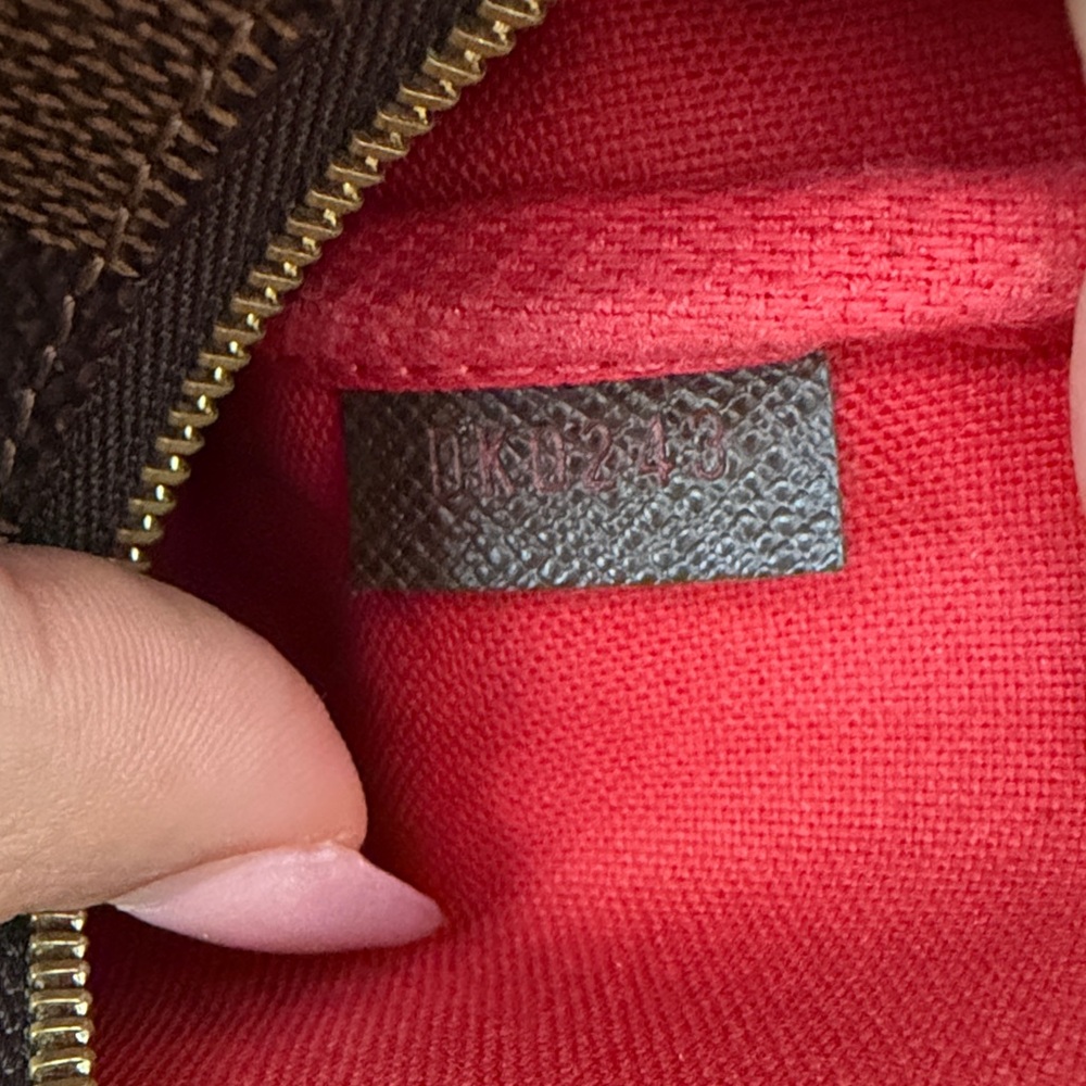Louis Vuitton Damier bucket pochette Pouch - Picture 10 of 10
